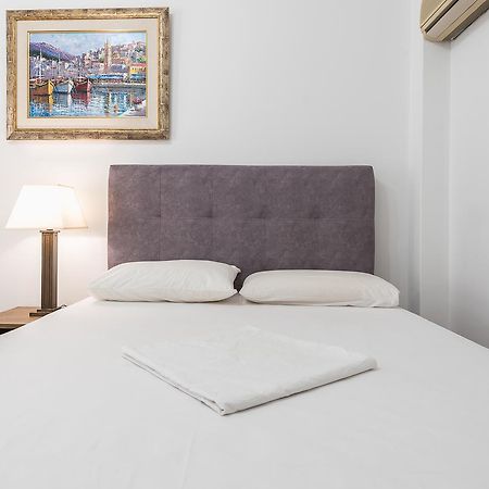Victoria Grand Palace Apartments Атина Екстериор снимка