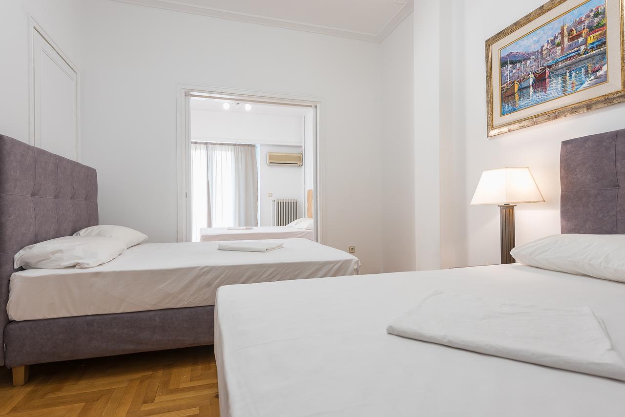 Victoria Grand Palace Apartments Атина Екстериор снимка