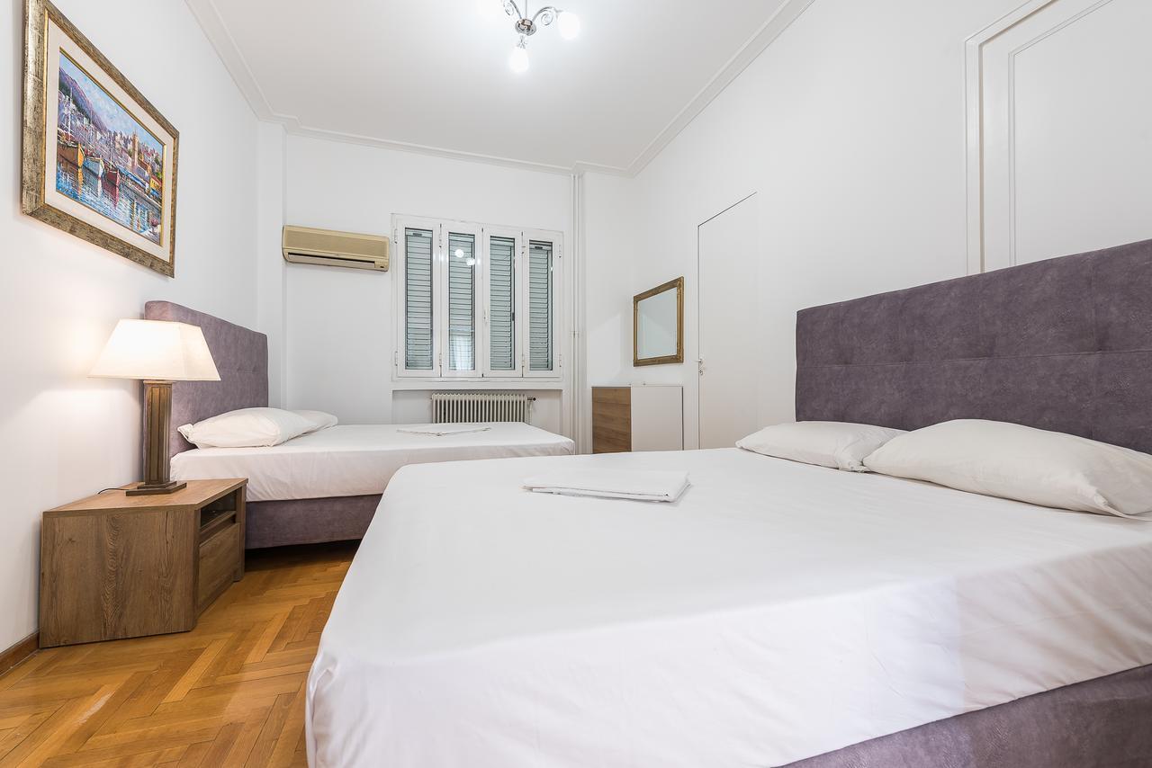 Victoria Grand Palace Apartments Атина Екстериор снимка